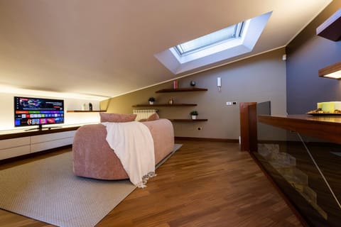 TV and multimedia, Living room, Seating area