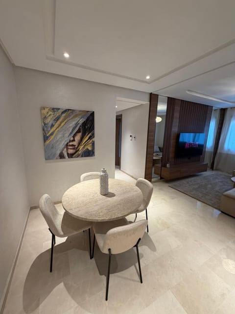 TV and multimedia, Living room, Dining area