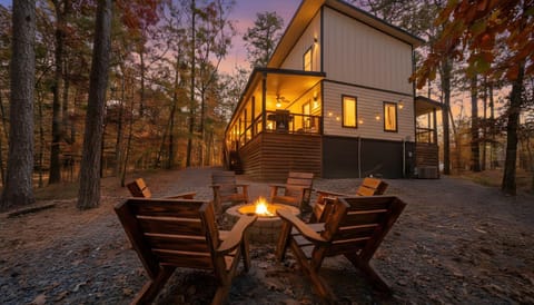 Feelin' Froggy - Cabin for 11 Cabin in Oklahoma