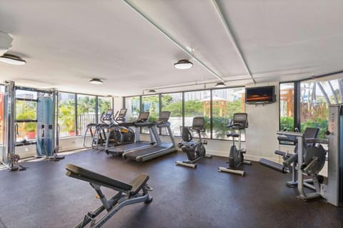 Luana Waikiki 1501 House in McCully-Moiliili