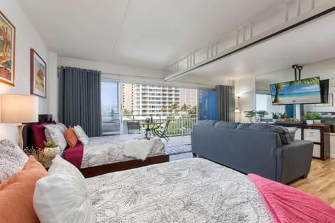 Ilikai 441 House in Honolulu