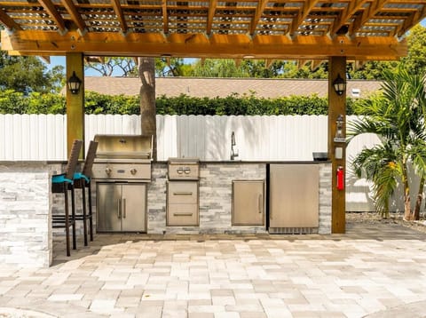 Patio, BBQ facilities, View (from property/room)