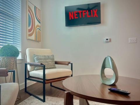 WorkerFriendly washer dryer gym pool A plus location Apartment in Sherman