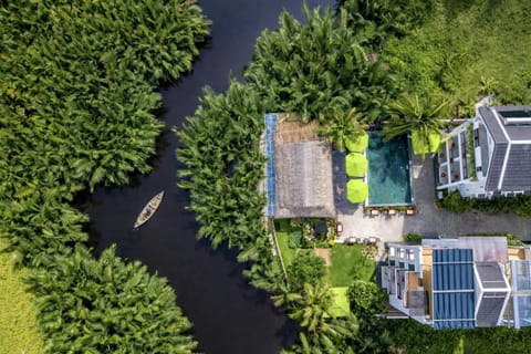 Property building, Off site, Natural landscape, Bird's eye view, Swimming pool