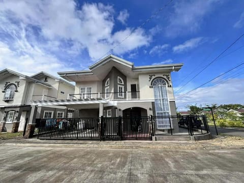 Property building, Street view