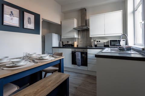 Vine House Hideaway- 2 BR home House in Darlington