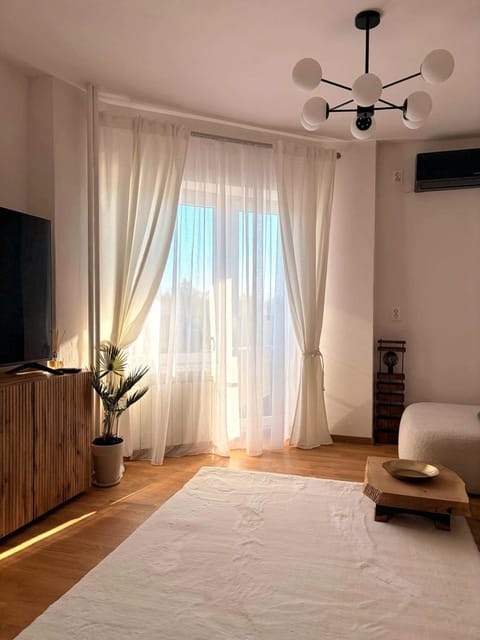 ParkView Apartment in Craiova
