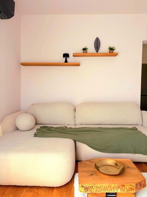 ParkView Apartment in Craiova