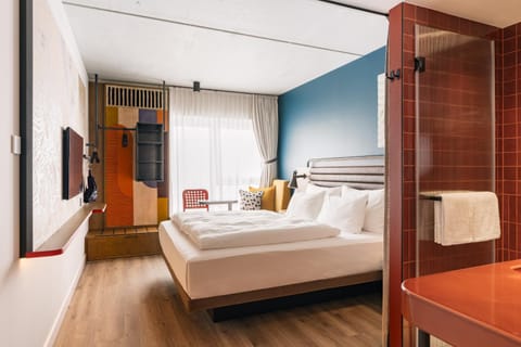 Bed, Photo of the whole room