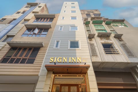 Property building, Day, Property logo or sign, Logo/Certificate/Sign