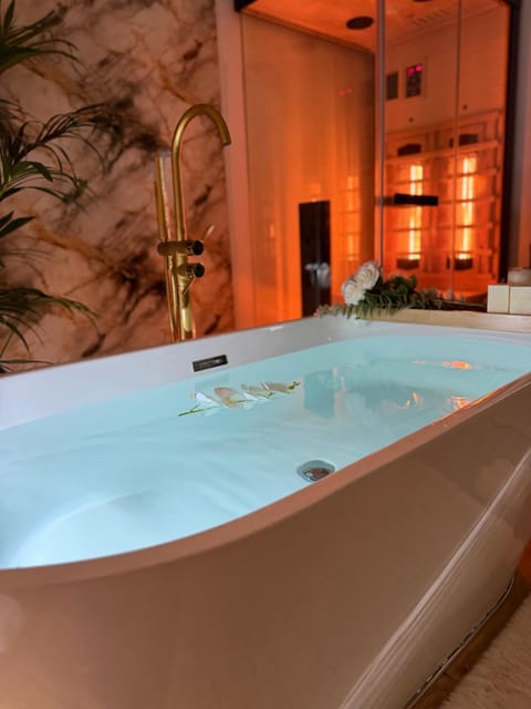 Ama Esclusive Spa Florence Apartment in Florence