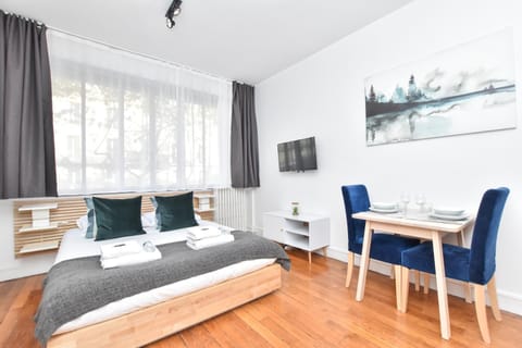 Dining area, Bedroom