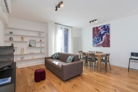 TV and multimedia, Living room, Dining area