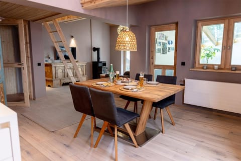 chalet atelier Luxuriöses Chalet mit alpinem Charme Apartment in Tyrol