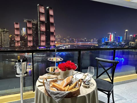 Night, View (from property/room), Balcony/Terrace, City view