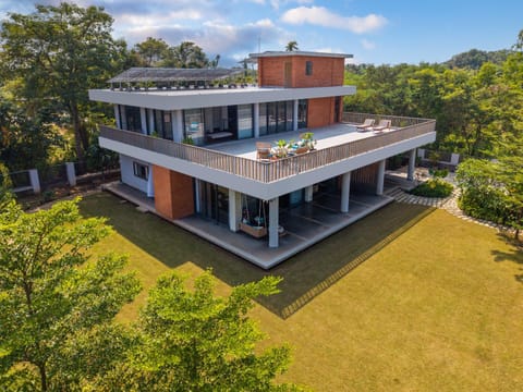 Property building, Balcony/Terrace, Garden view
