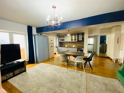 Apartament ultracentral Apartment in Craiova