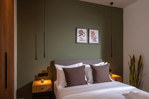 Bed, Decorative detail, Bedroom