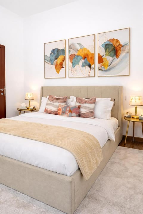 Lux 4BR JBR I Sea View I Walk to Beach I Sleeps 12 Apartment in Dubai