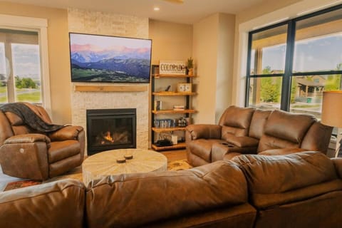 Ski Granby Ranch five minutes from the house House in Granby