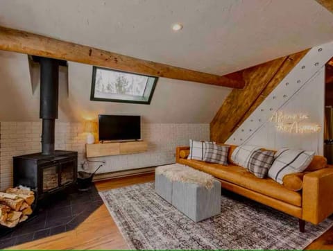 Rocky Mountain A Frame House in Rocky Mountain National Park