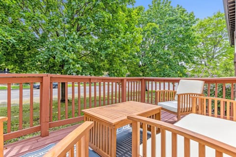 St Paul 6BR | 2 Kitchens + Game Room House in Saint Paul