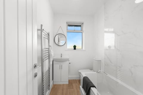 Toilet, Bathroom, Bath