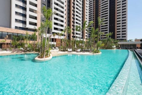 Property building, Day, Pool view, Swimming pool, sunbed