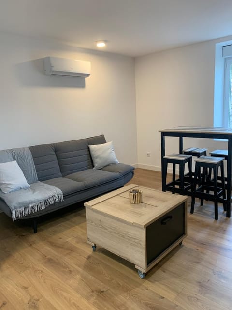 Appartement F2 de 55 m2 Apartment in Bourgogne-Franche-Comté