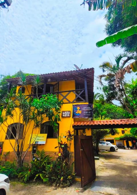 Pousada Três Irmãos Bed and Breakfast in State of Rio de Janeiro