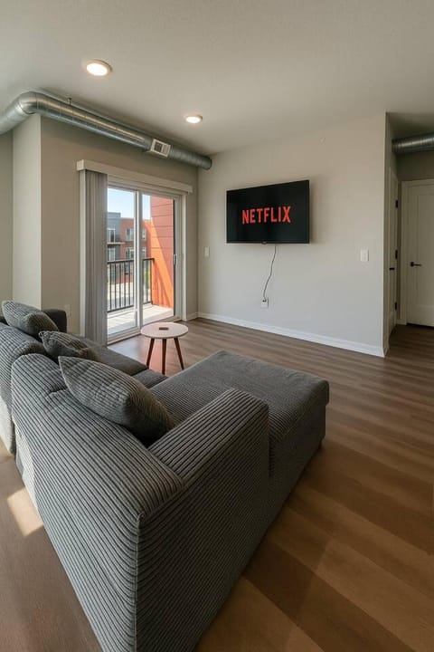 Axis Suite Apartment in Des Moines