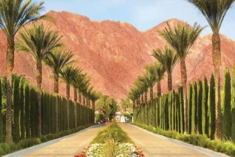 La Quinta Resort 4 ensuite bath La Quinta Resort Private Residences Walk to Resort Only Public Resort Access Restaurants and Grounds House in Indian Wells