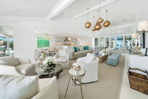 Dream On l Beachfront l Golf cart and 4 Bikes Included l Gulf Front Private Pool House in Seacrest