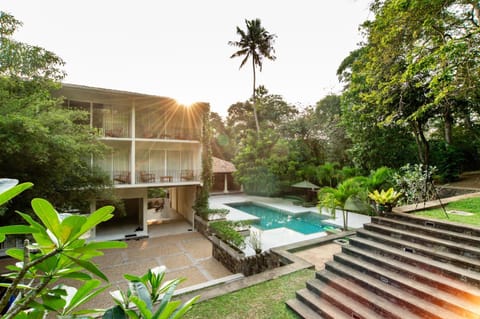 Property building, Day, Natural landscape, Garden, Garden view, Pool view, Swimming pool