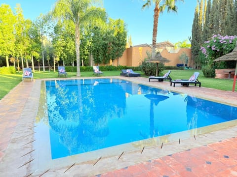 Garden, Swimming pool