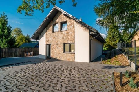 Property building, Hot Tub, Hot Tub, Sauna, Sauna