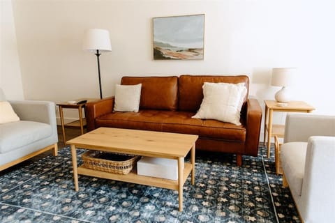 Boxwood Haven Apartment in Moscow