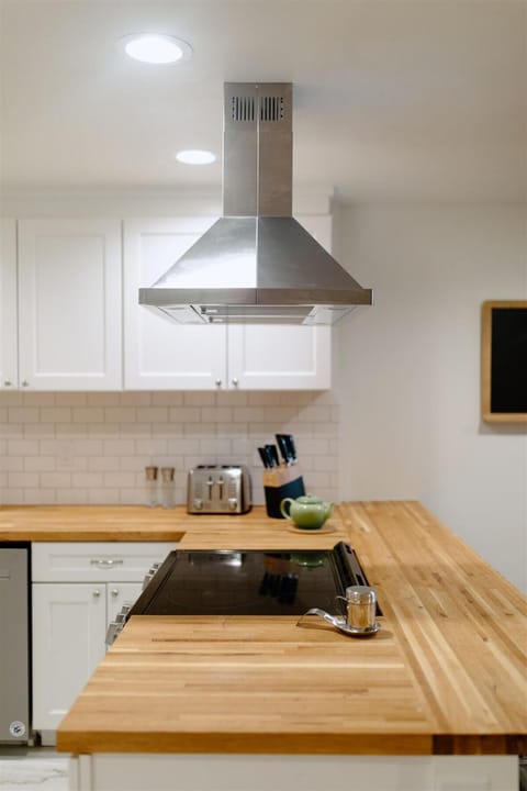 Boxwood Haven Apartment in Moscow