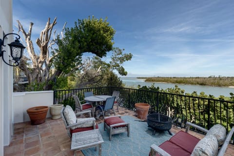 ONE Captiva- Gorgeous 6BR Gulf Front Villa Villa in Sanibel Island