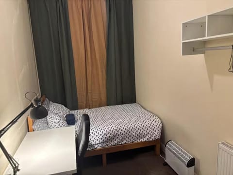 Lubona Stirchley Guest House Bed and Breakfast in Birmingham