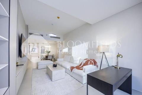 Bloomfields Grandeur 3Br Radiant Views Apartment in Abu Dhabi