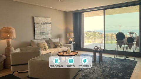 Living room, Sea view