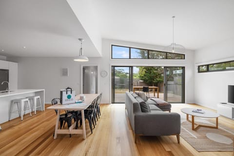 Communal lounge/ TV room, Living room