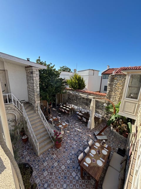 Inner courtyard view