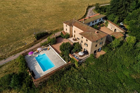 Property building, Bird's eye view, Swimming pool