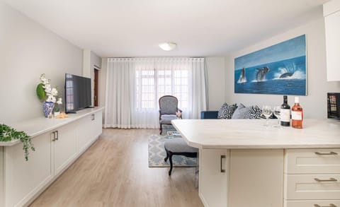 A Whale of a Time Knysna Apartment in Knysna