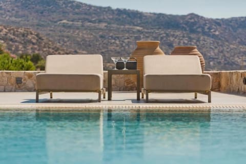 Patio, Day, Natural landscape, Seating area, Pool view, Swimming pool, sunbed