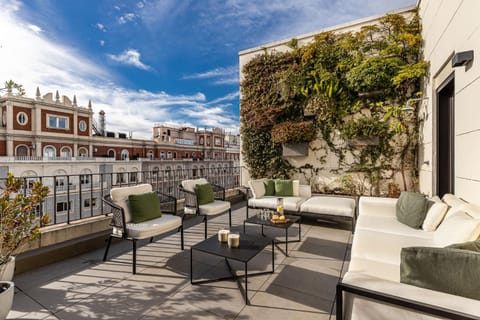 Waou Ático 2 Terrazas Gran Via - Corta Duración Apartment in Centro