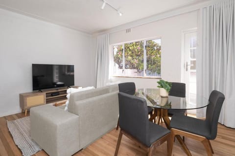 Kiandra Apartments Bantry Bay Apartment in Sea Point