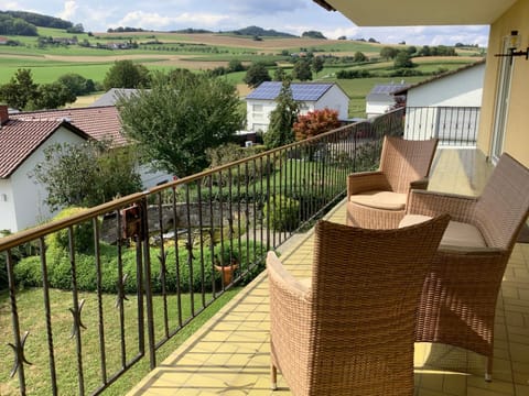 Garden, Balcony/Terrace